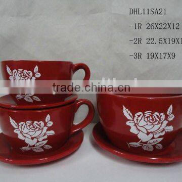 Ceramic cup shaped flower pot