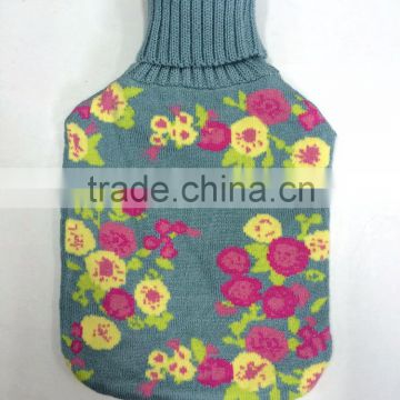 2015 new design customized embroidery rose flower knitted hot water bottle cover