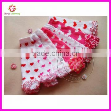 Hot sell heart printed ruffle baby girl leg warmer