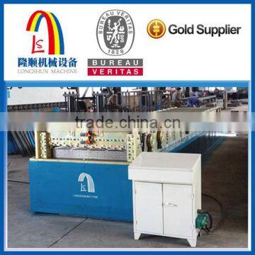 LS840 China Manufacture Metal Roofing Sheet Tile Roll Formiing Machine