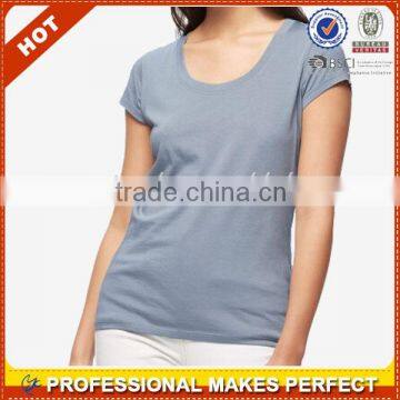 Woman Classic elegant scoop neck pima cotton tshirt