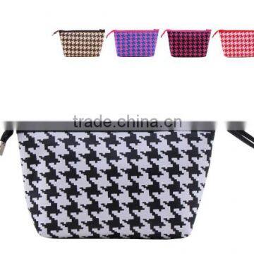 Promotion houndstooth printing cosmetic pouch china factory