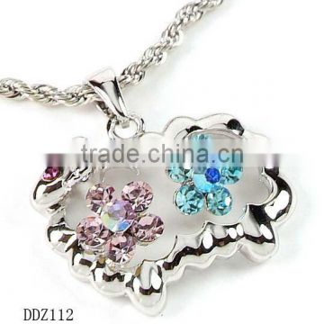 Fashion jewelry,Crystal /Rhinestone Necklace Sheep-Shaped Pendant