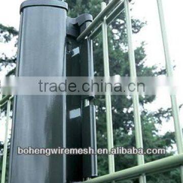 2014 NEWEST DESIGN galvanized double wire fences with peach type post