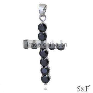 q1553401 Hot Selling Cubic Zirconia Black Zircon cross pendant