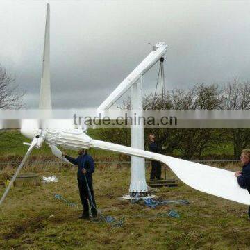 Wind turbine, wind generator