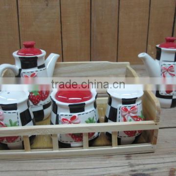 New strawberry emboss ceramic table service condiment set