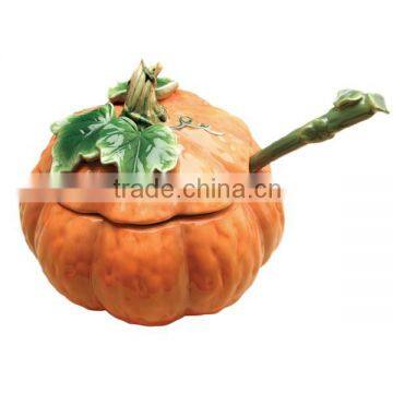 Novelty limited pumpkin shaped hotsale ceramic soup pan