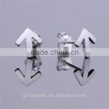 wholesaler Jewelry Sterling silver 925 arrowhead Tiny stud post Hot sale European women Jewelry Korea style earring FE277
