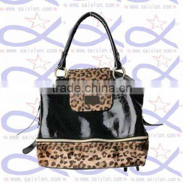 Fashion designer handbags