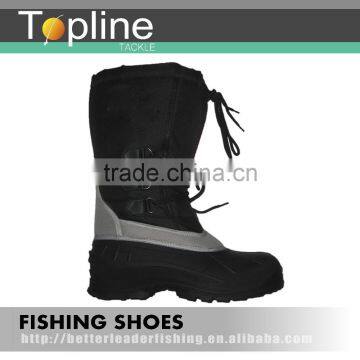 High quality outdoor climbing boots for men