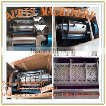 Easy Operation Stainless Steel Apple Screw Juicing Machine photo-3