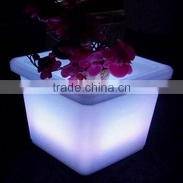 Rechargeable LI Battery Operated PE Plastic LED Flower Pot photo-4
