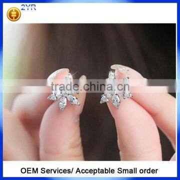 Wholesale 925 Sterling Silver Earring, Women Stud Earrings, White Cubic Zirconia Iced Flower Stud Earring photo-5