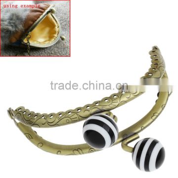 Fashion Antique Bronze Black & White Resin Ball Flower Metal Frame Kiss Clasp Arch For Purse Bag