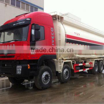 IVECO HONGYAN Genlyon 8*4 Bulk Cement Truck