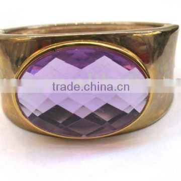 Fashion resin bangle