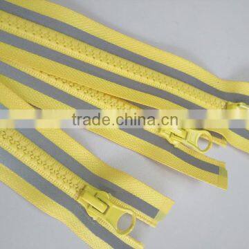 Big Teeth Reflective Plastic Resin Zippers photo-6