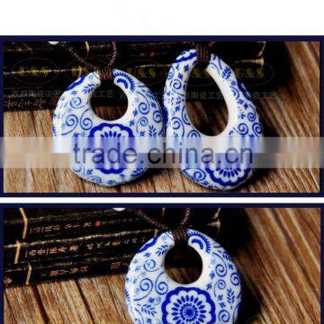 Chinese Blue and White porcelain drop necklace