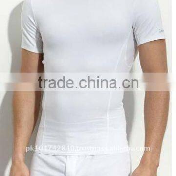 Crew neck Compression T-Shirt with underwear short reliable for lower parts