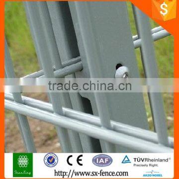 Powder coated double fence - metal frames