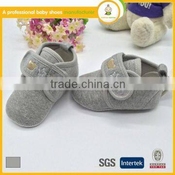 Wholesale hot sale 0-24 months newborn fabric soft touch baby shoes