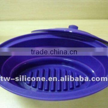 Recycling nontoxic silicone bakeware for baking