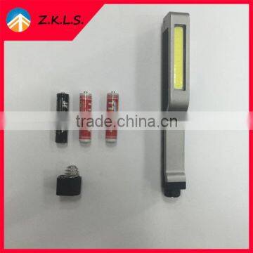 Powerful LED Pen Light With Rotatable Clip photo-3