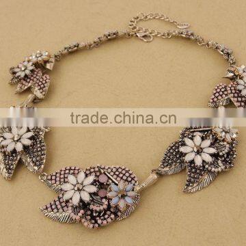 Handmade New Design Women Elegance Alloy Jewelry Necklace photo-3