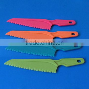 plastic vegetable knife