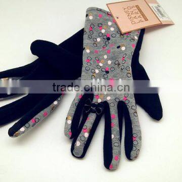 Cute winter 100 acrylic customized touch screen magic gloves for girls