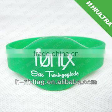 RFID management wristband with silk printing