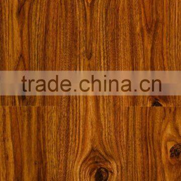 Hot Selling 7mm/8mm German Quality Laminated Flooring Embossed Surface