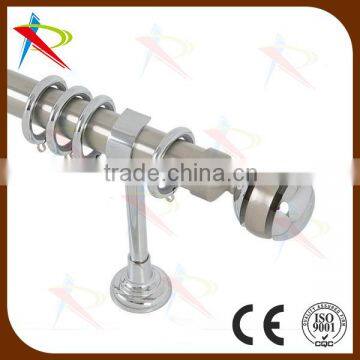 Modern Extendible Metal Curtain Pole Curtain Rod