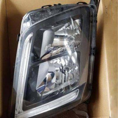 OE Member Truck Body Parts 22239056 Truck Headlamp for Headlight Volvo FH4 Right photo-3