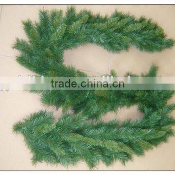 Green PVC Garland With Balls Oranments/Hot Selling 2014 Wholesale Flocked Christmas Garlands Wreaths