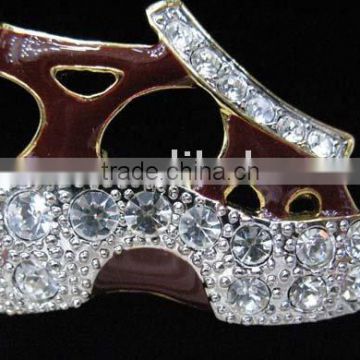 Rhinestone Coffe Shoe brooch Pin