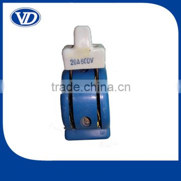 2P20A Double throw porcelain knife switch