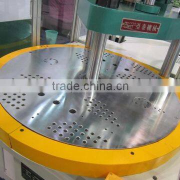 2 Stations Rotary Injection Molding Machine photo-6