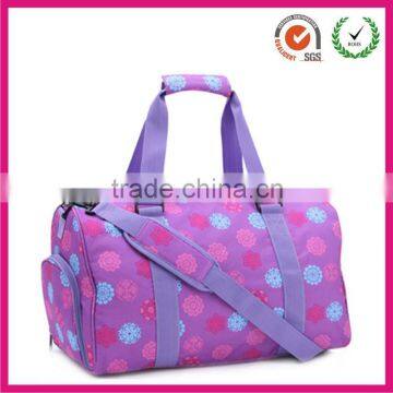 Chic purple weekend cosmestic duffel bags for fashionista