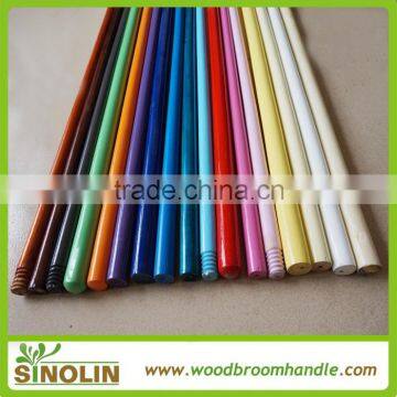 2015 hotsale lacquer powder painted wooden broom handles