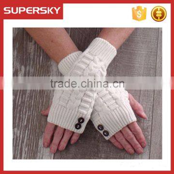 C6114 Fahion women cable knit fingerless mittens with buttons short knit arm warmer