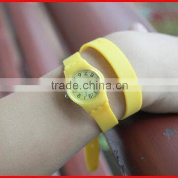 Waterproof Silicone Bluetooth Wrist Watch photo-5