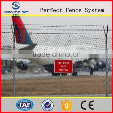 High Quality Anti-corrosion Airport Chain Link Mesh Fence Panel System photo-3
