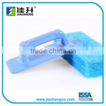 Plastic scouring pad brush with handle