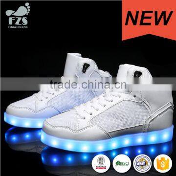 HFJH428 High Quality Adult Sport Light up Led Shoes in China photo-4