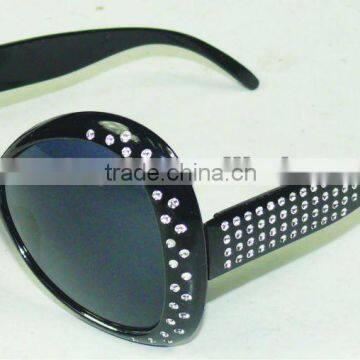 party glasses with eyes