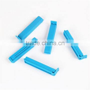 cheap plastic bag sealing clips/plastic clips/bag clips