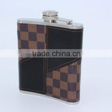 18/8 stainless steel Hip Flask with leather sleeve