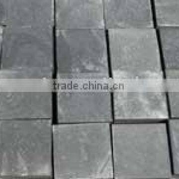 Garden limestone slabs with honed or tumbled surface used for pavement